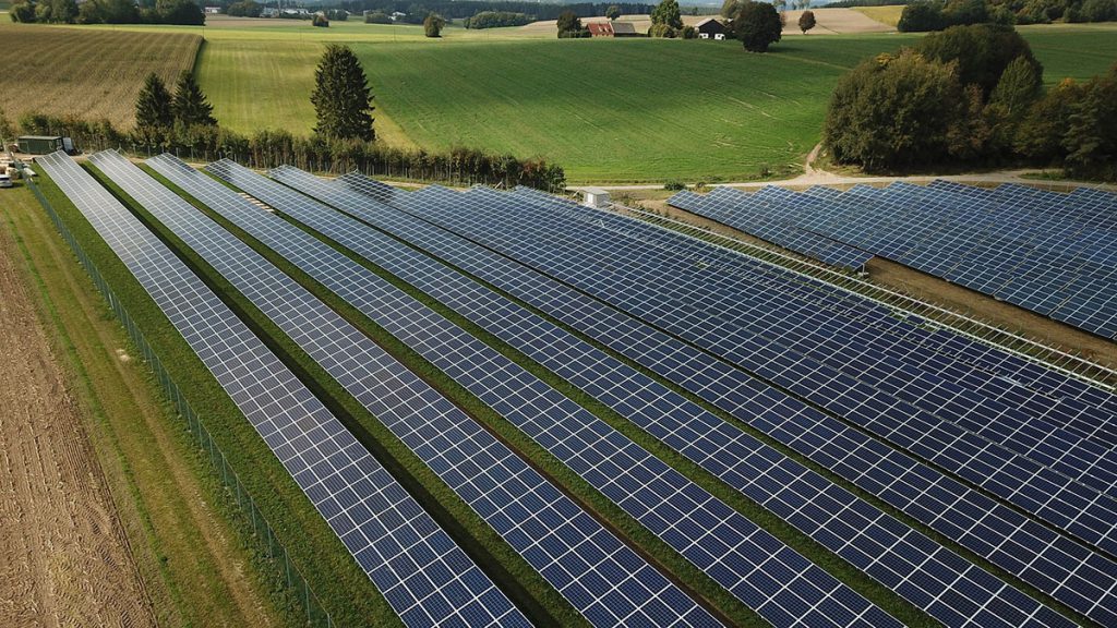 Photovoltaic solar farm
